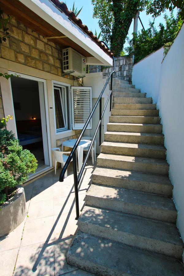 הרצג-נובי Guest House Saga מראה חיצוני תמונה
